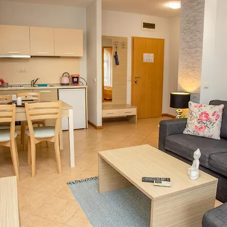 Sunny In A Complex With A Pool And Gym By Flаt Manаger *