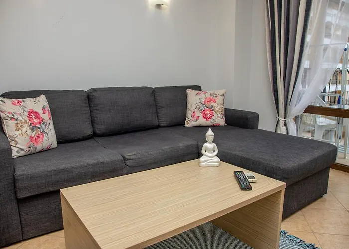 Sunny In A Complex With A Pool And Gym By Flаt Manаger Апартамент