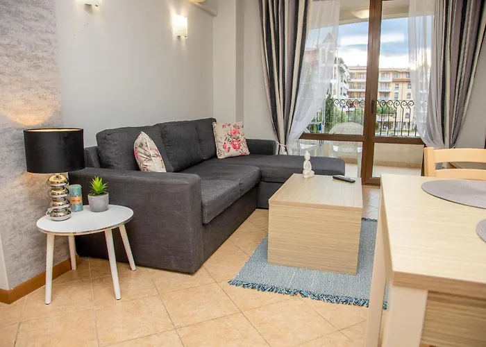 Sunny In A Complex With A Pool And Gym By Flаt Manаger Апартамент